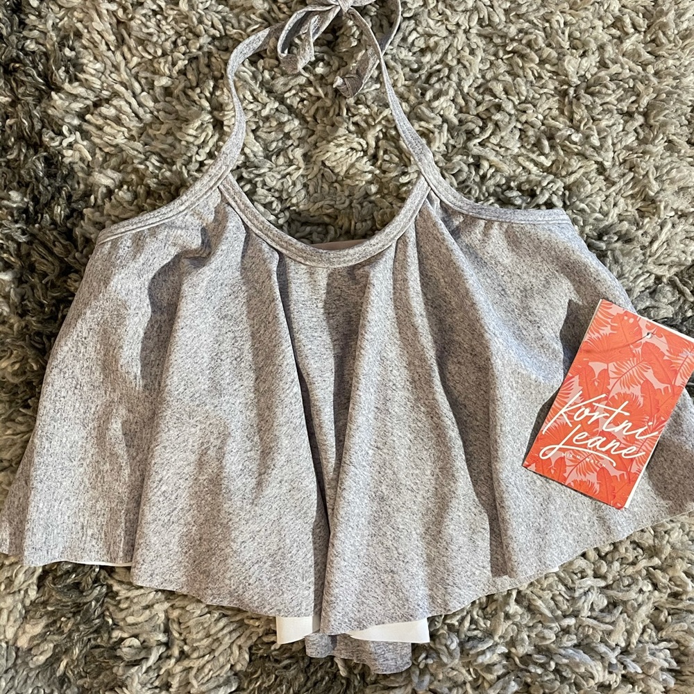 KJ mini size 8/9 NWT
